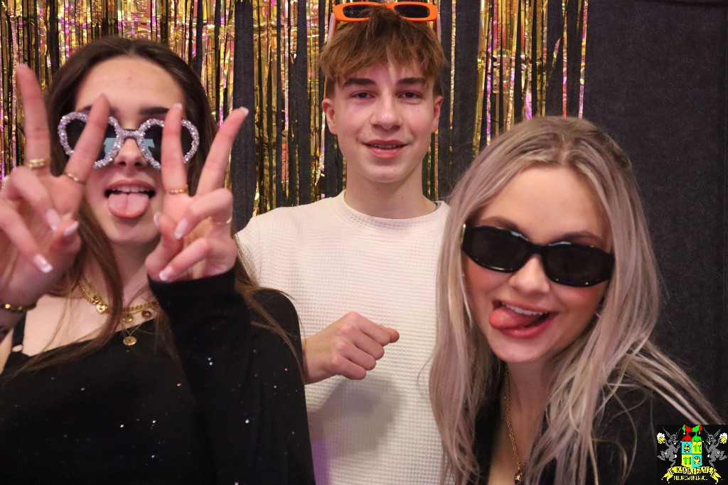 ../Images/Jeugd Opwarmbal Photobooth 199.jpg